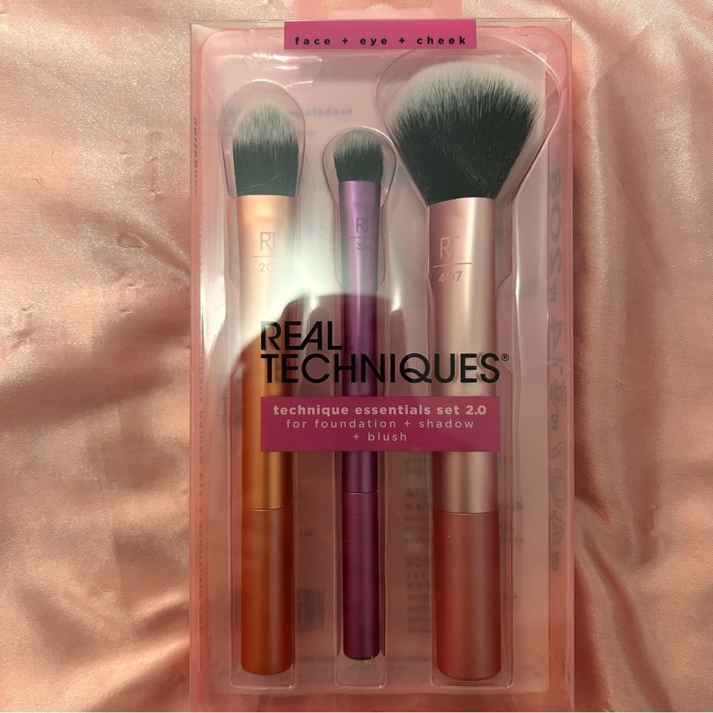 Real Techniques Essentials Set 2.0 - Orange, Purple, Pink